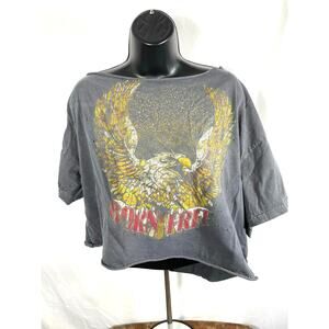 Born Free Distressed Eagle Graphic Cropped Tee Gray oversized